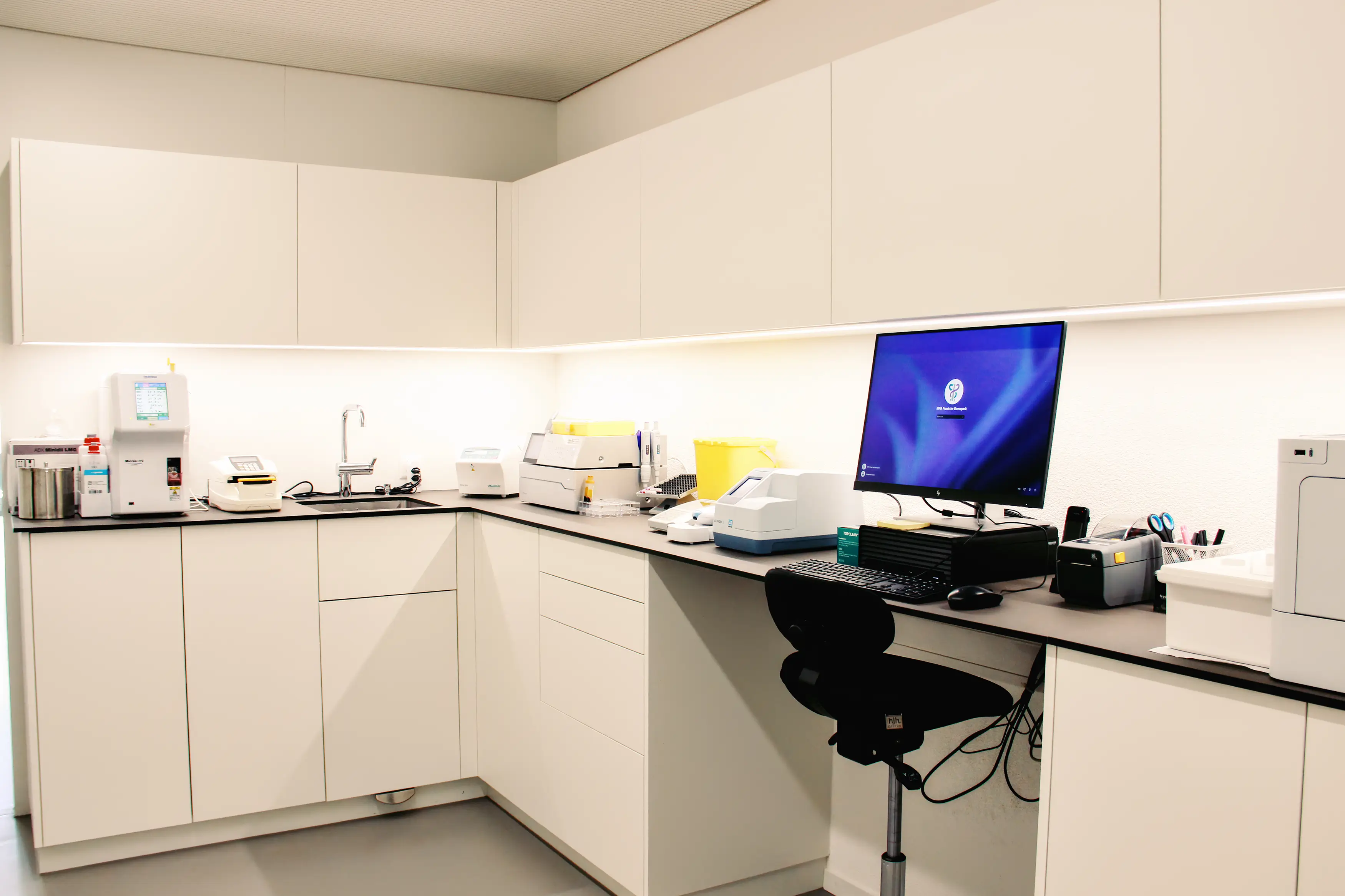 praxis-im-bernapark.ch | Bernapark  13 | 3066 Stettlen